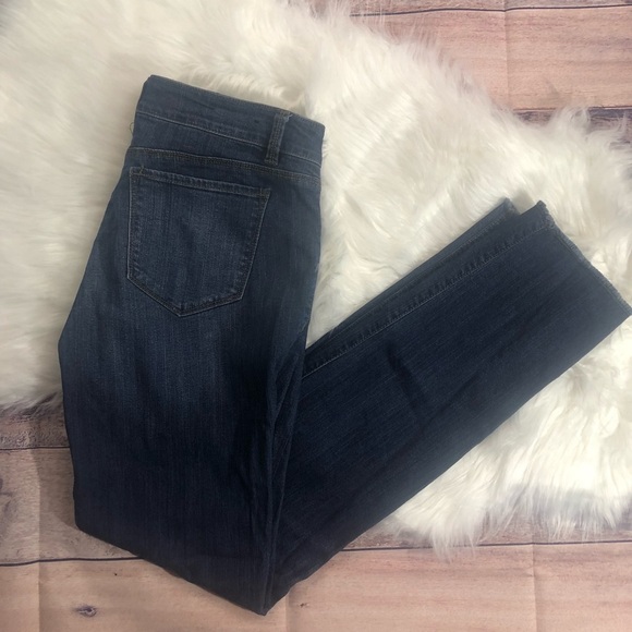 Ann Taylor Denim - Ann Taylor Slim Boyfriend Raw Hem Jeans - Size 2